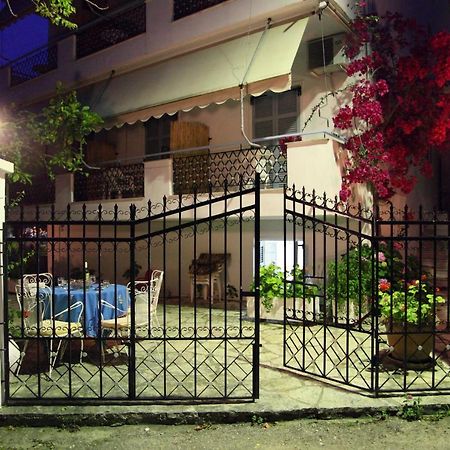 The Filoxenia Apartments, Никиана Экстерьер фото