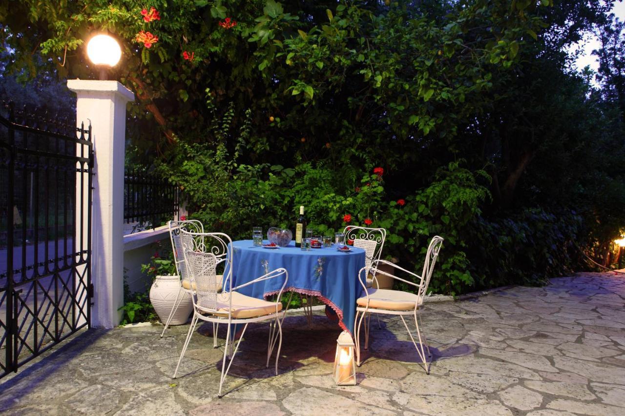 The Filoxenia Apartments, Никиана Экстерьер фото